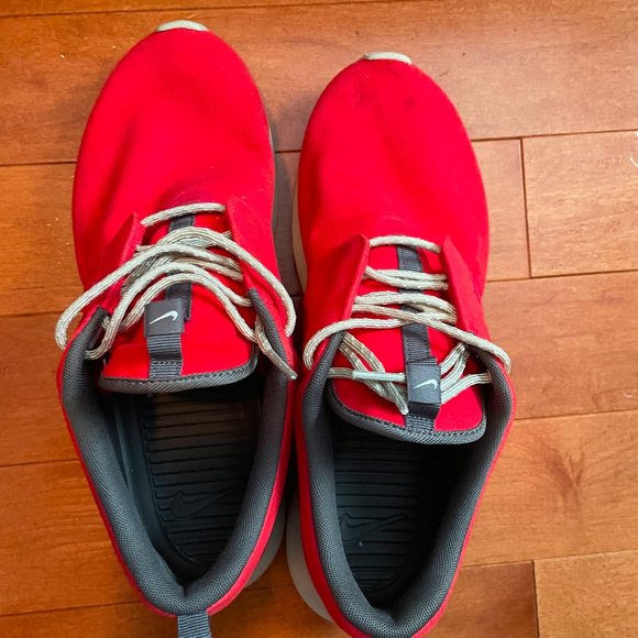 NIKE ROSCHE (RED/BEIGE) SIZE 10 - Picture 2 of 5